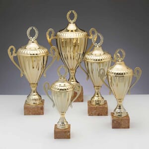 Ullevaal pokaler med lokk i 11 størrelser